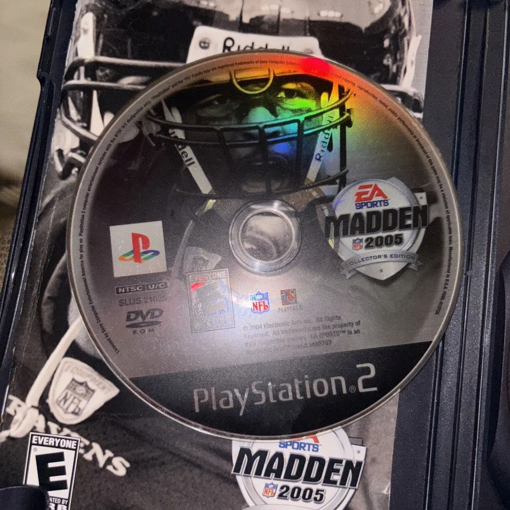 Madden NFL 2005 Collector's Edition (Sony PlayStation 2, 2004) PS2 Complete CIB